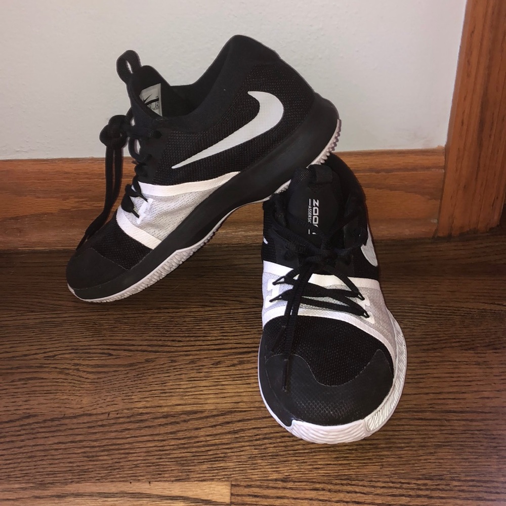 Youth Nike zoom assersion size 5.5
